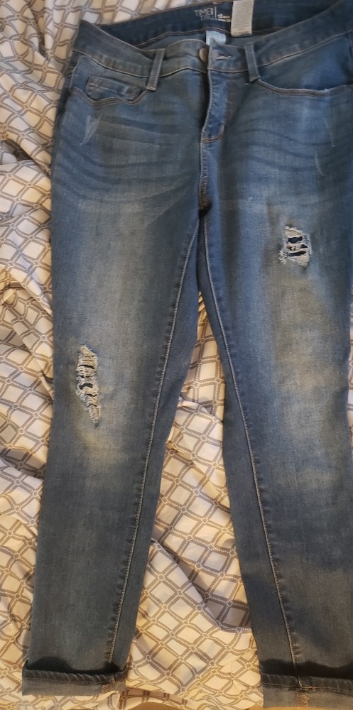 Skinny jeans